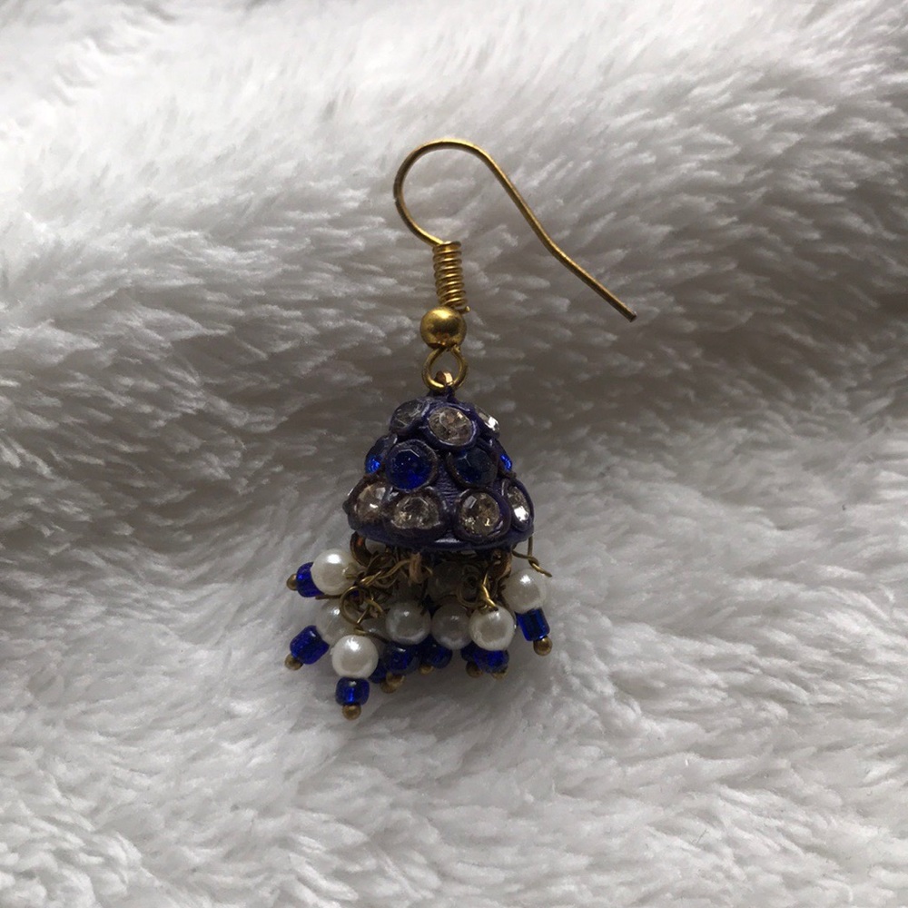 Indian earrings - Picture 2 of 3